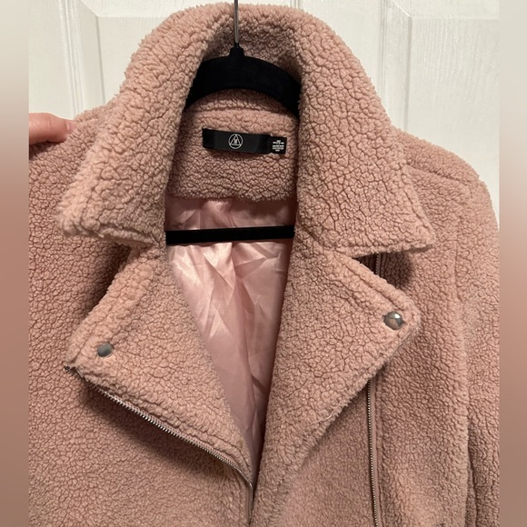 Missguided Pink Faux Fur Jacket, Women's Size 4 - Picture 9 of 16